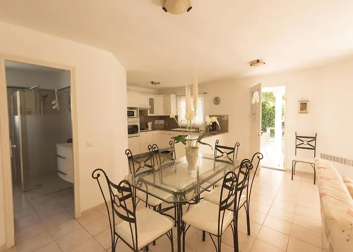 Delightful At Moriani-plage With Garden *