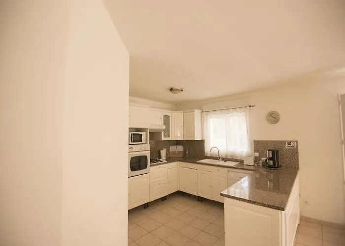 Vila Delightful At Moriani-plage With Garden